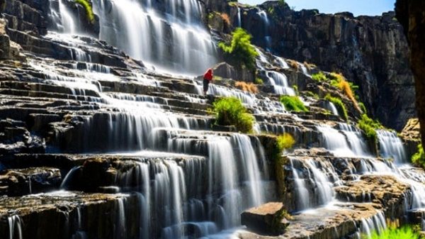 Thác Pongour – Người anh hùng trên cao nguyên Đà Lạt Thac Pongour 1 600x337 - Thác Pongour – Người anh hùng trên cao nguyên Đà Lạt