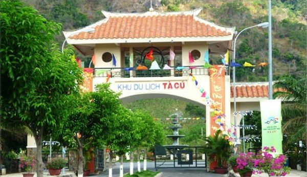 Du lịch Phan Thiết nên đi đâu? du lich phan thiet nen di dau1 600x346 - Du lịch Phan Thiết nên đi đâu?