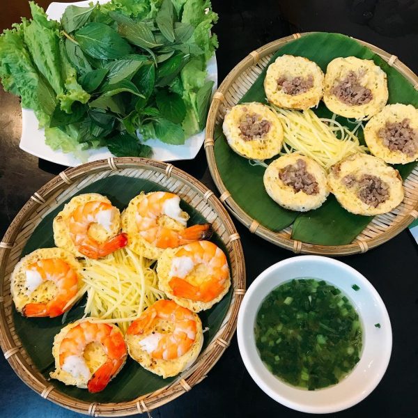 Top 5 địa chỉ bánh căn Đà Lạt ngon ngất ngây con gà tây dia chi banh can da lat 600x600 - Top 5 địa chỉ bánh căn Đà Lạt ngon ngất ngây con gà tây